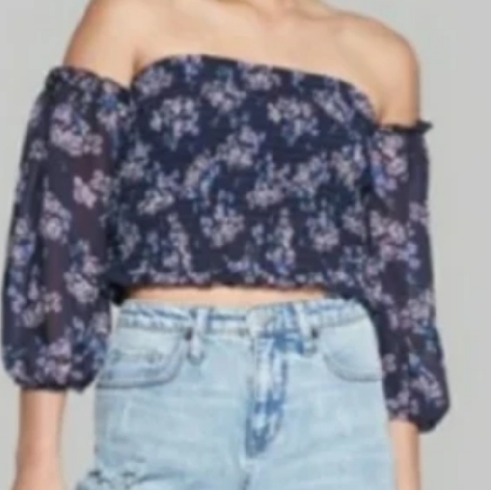 🎊4/$20 // WILD FABLE: Floral Top